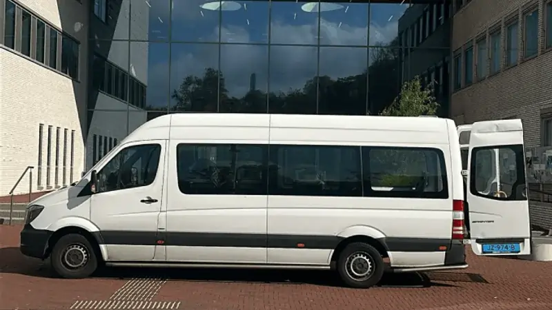 Rolstoelbus voor vervoer vanuit Vinkeveen